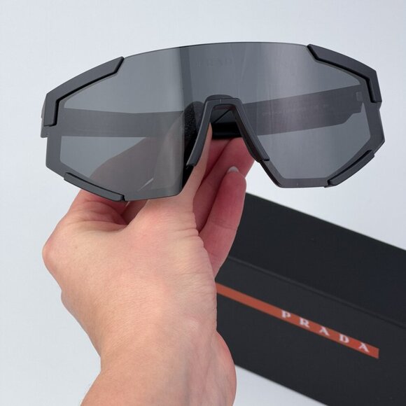 Prada Linea Rossa PS04WS DG006F BRAND NEW Sunglasses Black Rubber Grey Unisex - Picture 2 of 11